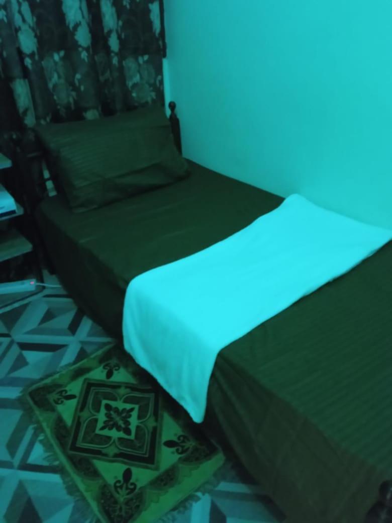 Single Room Near "World Trade Centre&Beach" Abudhabi Abu Dhabi Esterno foto