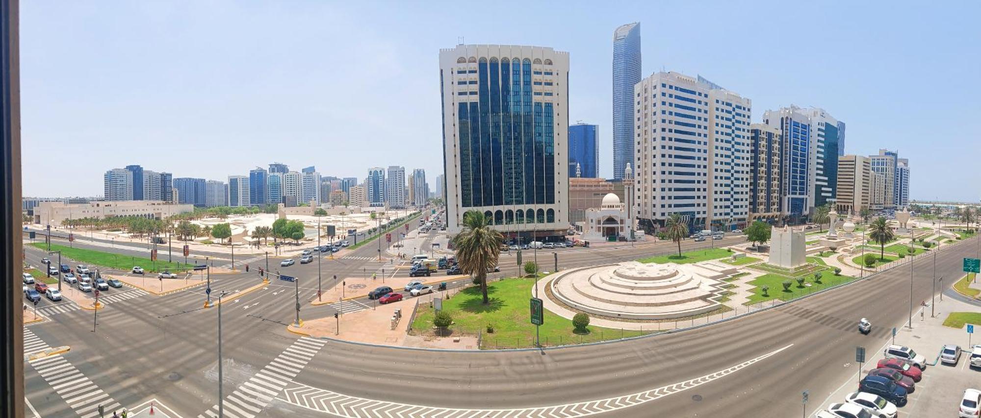 Single Room Near "World Trade Centre&Beach" Abudhabi Abu Dhabi Esterno foto
